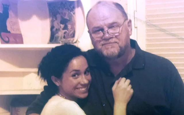 Meghan Markle with her father Thomas Markle Sr. Meghan reportedly arranged for hospital staff in Cebu to hand him the letter just after his leg was amputated, having him sign a form confirming receipt.