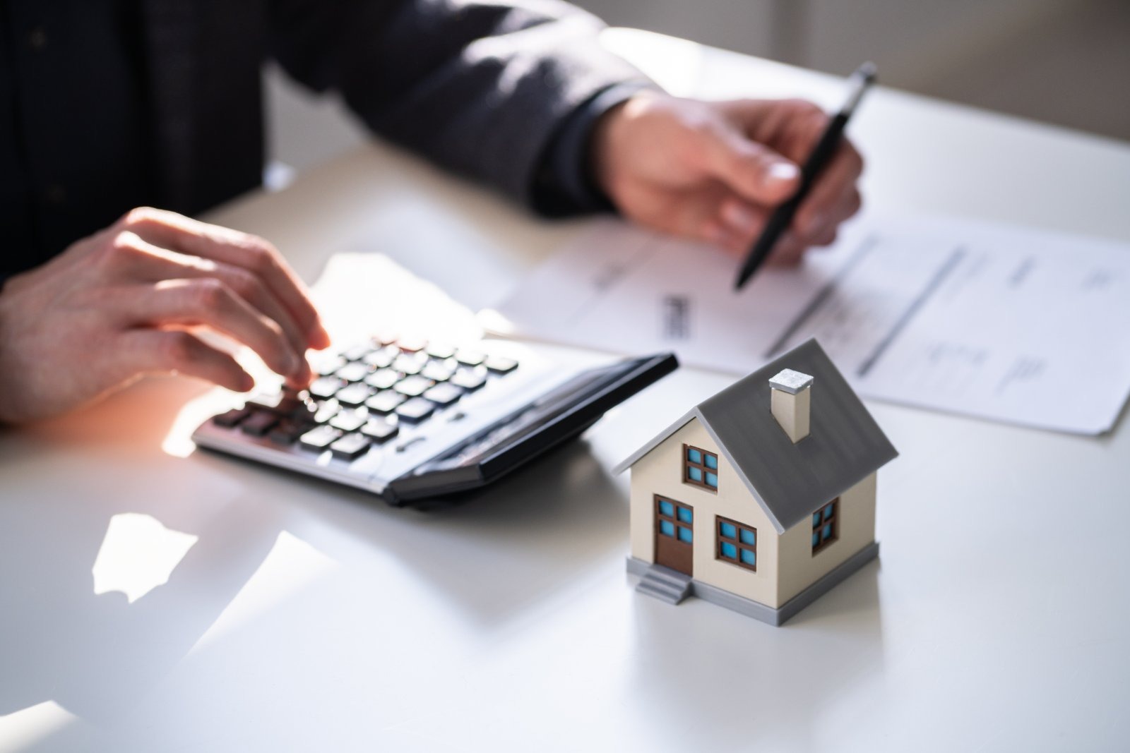 Londoners collectively underpay council tax and stamp duty by £3.1bn a year, the Resolution Foundation found, with 80% of London households benefiting while 85% of North East households face overpaying by 2030-31.