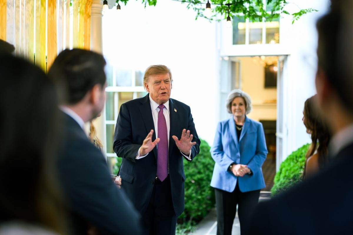 Trump says he is pouring more than $400 million into the midterms as forecasters tip Democrats to retake the House