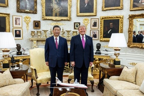Trump is weighing plans to ease sanctions on Russia's 'shadow fleet' to cut diesel prices before midterms