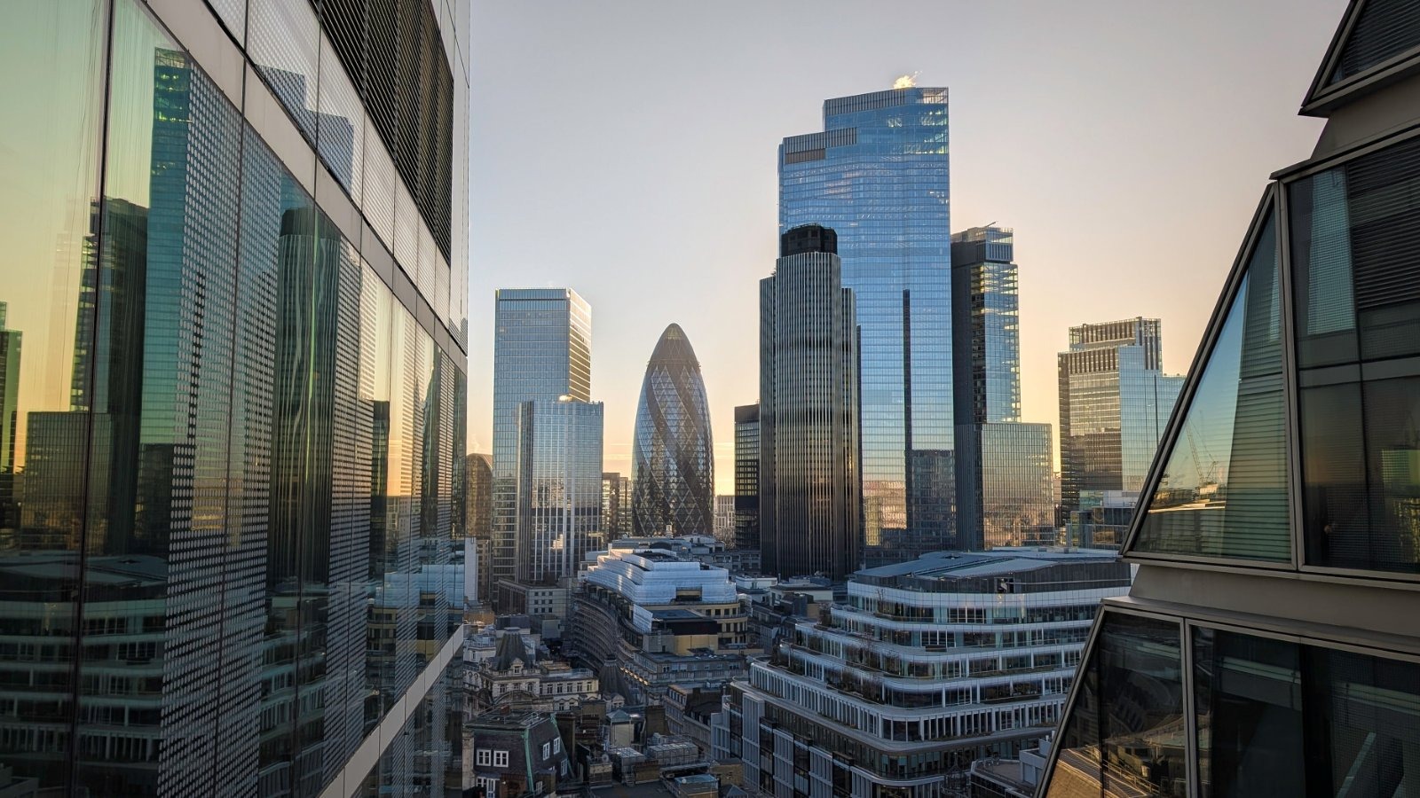 UK fintech Zilch is leaning towards a London Stock Exchange IPO that could value it at $2bn in 2027