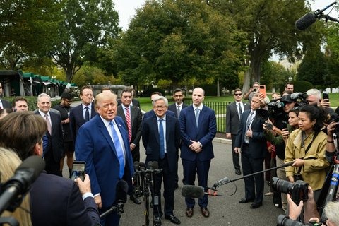Donald Trump has seen AI investment emerge as a key driver behind the US economy's stronger-than-expected 3.4% third-quarter growth.