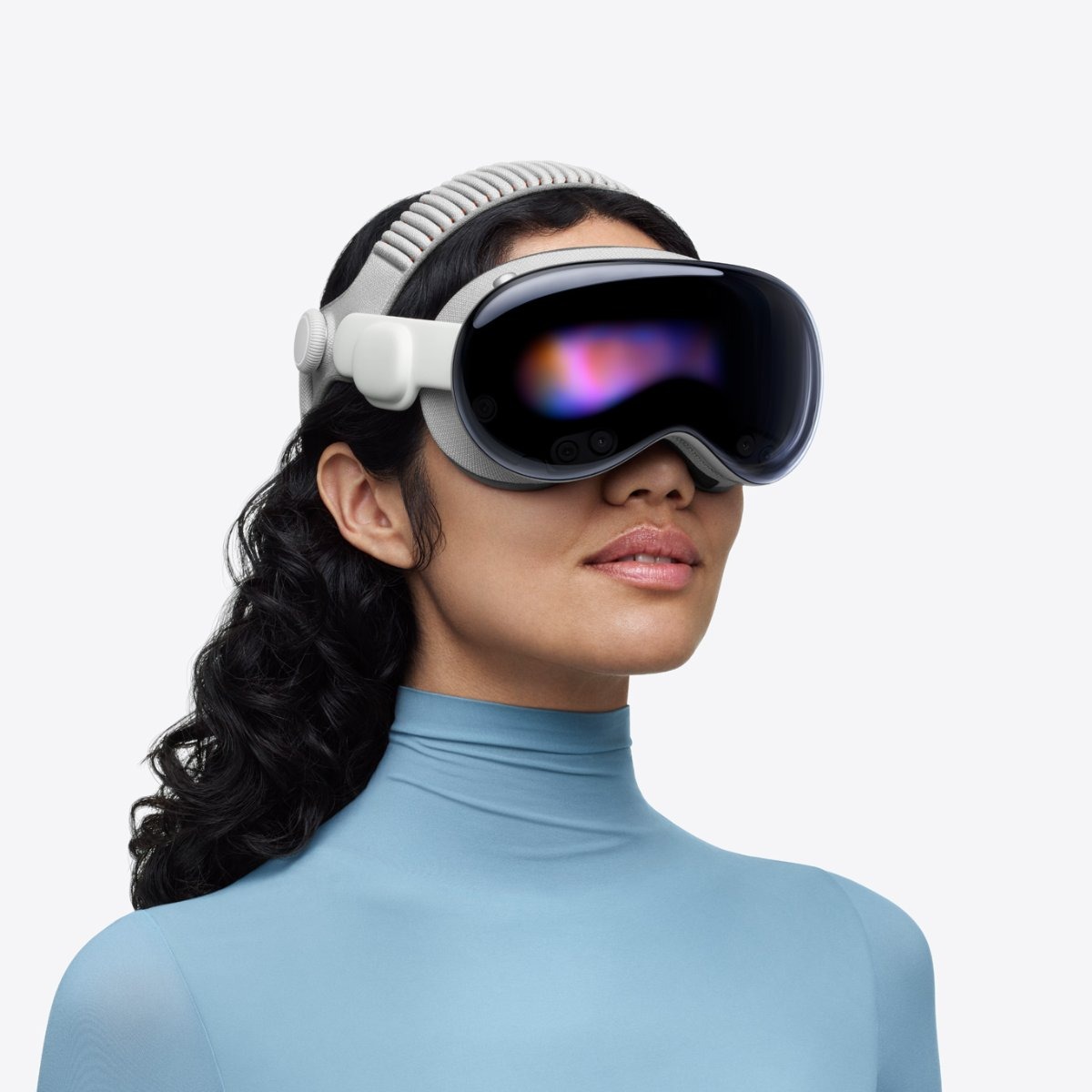 Apple's Vision Pro headset attracted so few buyers that staff at its San Francisco flagship launch reportedly outnumbered customers waiting to purchase one.