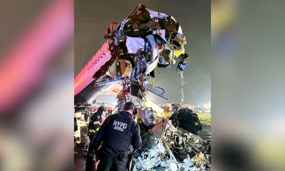 The two controllers' early departure left just two personnel on duty managing traffic volumes more than twice LaGuardia's normal level during a thunderstorm that night.