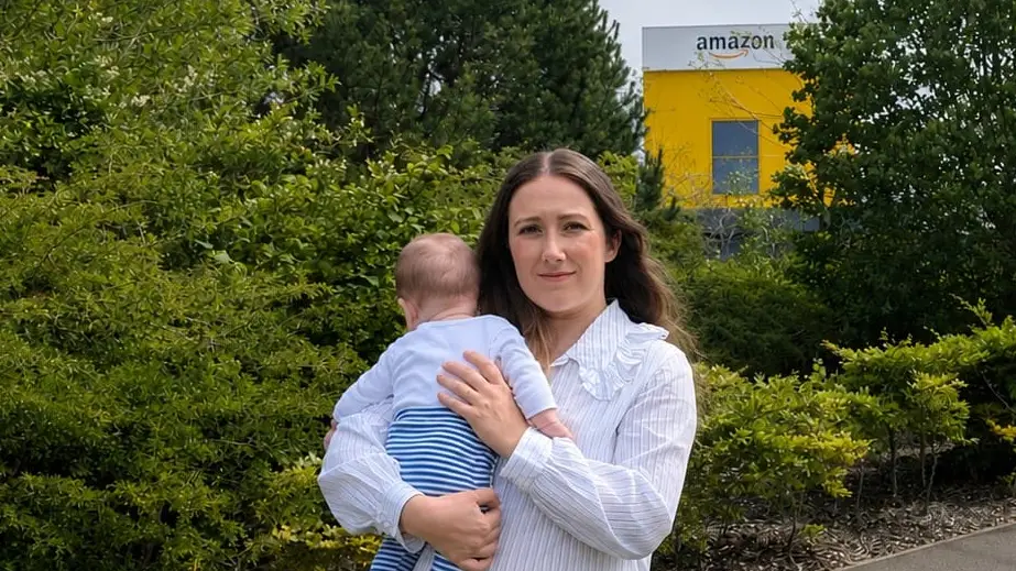 Rachael Bews, the Edinburgh entrepreneur behind the "Don't Make Me Choose" campaign, says women are being forced to choose between feeding their babies and earning a living.