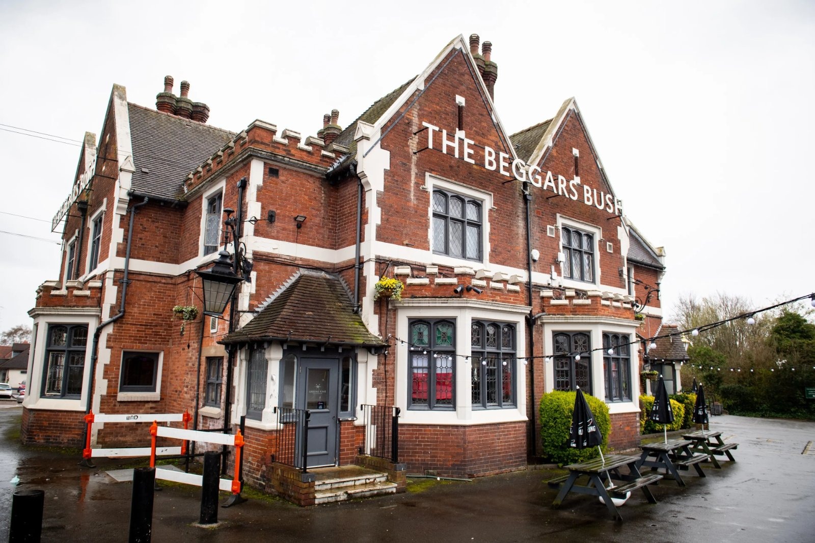 The Beggars Bush pub on Chester Road, Sutton Coldfield, where a man believed to be 25 was fatally stabbed in the car park during a birthday party shortly before 2am on Sunday.