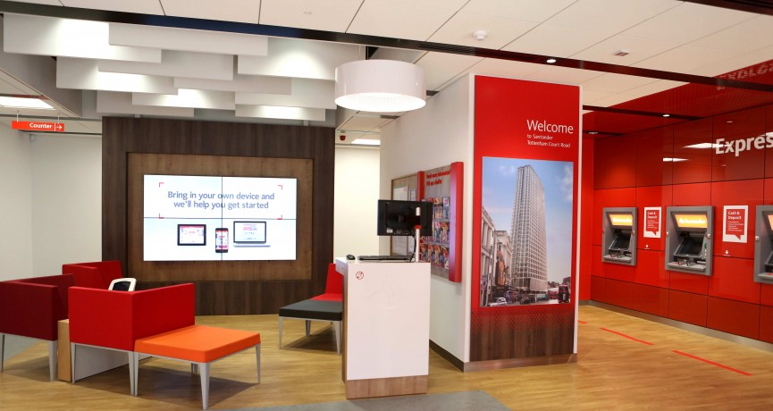 Santander says it is 'very sorry' as major app outage locks thousands of customers out of their own money