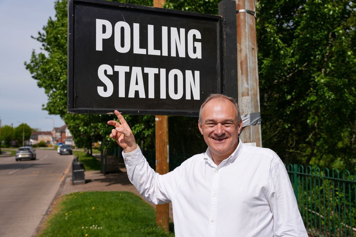 Ed Davey rules out a national Green deal over 'Zionism is racism' but stops short of ending council pacts