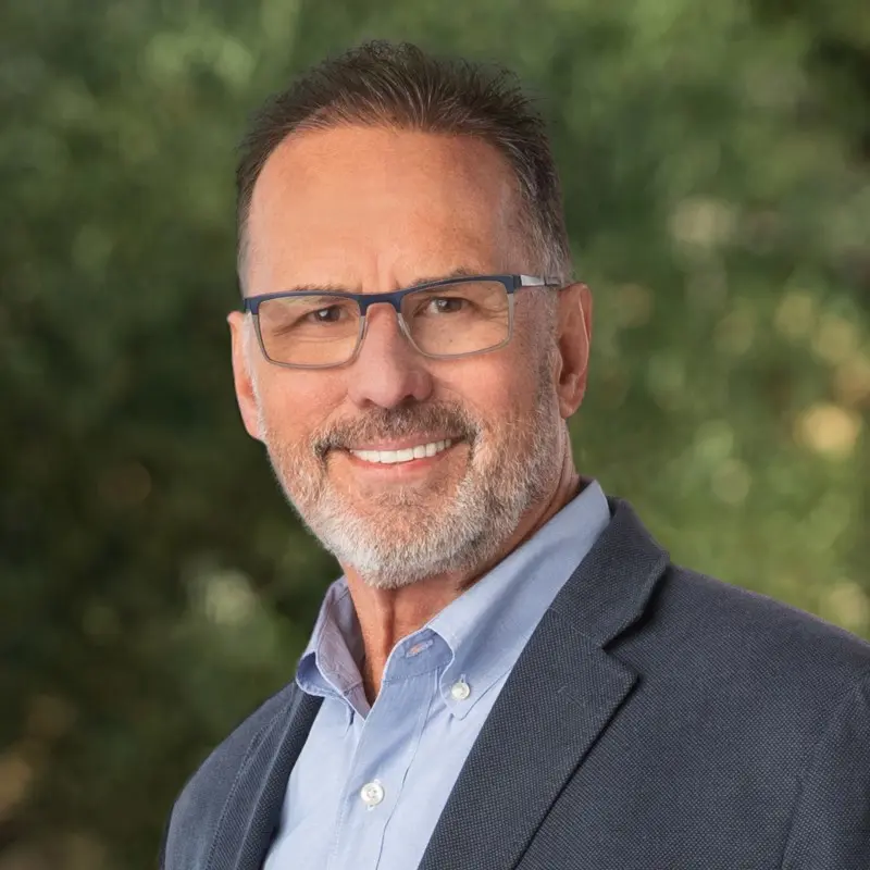 Layne Lundeen, the Tucson realtor charged with second-degree assault after choking his seatmate and directing racial and homophobic slurs at crew, told a judge he had blacked out the entire incident.