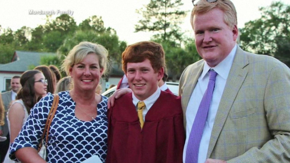 Alex Murdaugh's lawyers accuse a police chief of concealing bloody clothing and murder weapons before his retrial