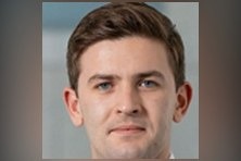 Alexander Warrick Mulroney, an employee at Watson Farley & Williams LLP, left his Reading home in pyjamas and a coat on the evening of 17 December before sending his wife a farewell text.