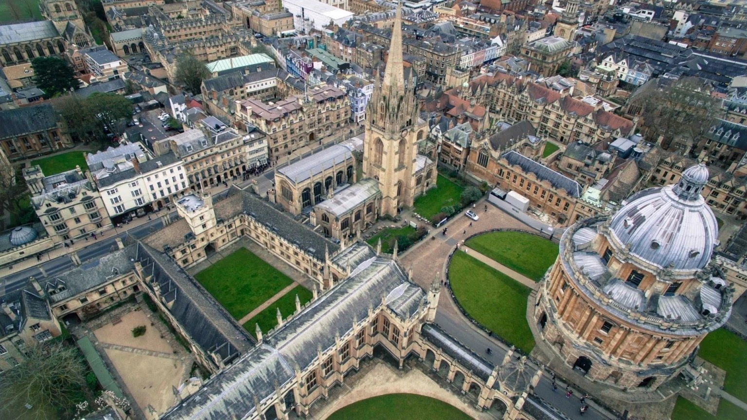 Oxford's 11th consecutive top ranking covers 2,297 universities across 118 countries, with vice-chancellor Irene Tracey saying the university was "immensely proud.