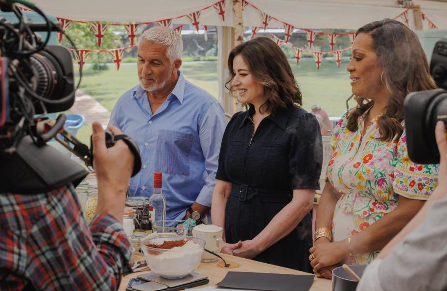 Nigella Lawson on the Bake Off set, where her debut as a judge drew five-star reviews from critics and viewers who said she had "brought joy back" to the show.