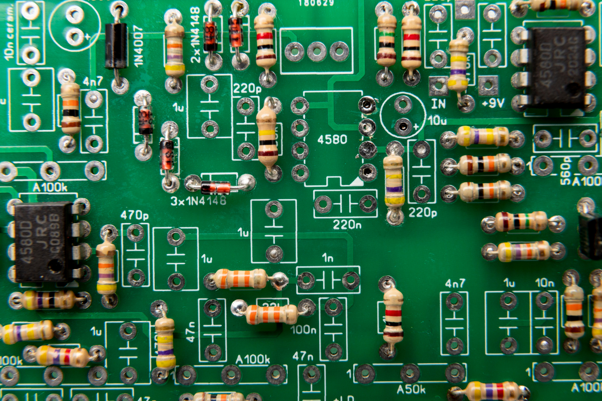 Analog Electronics - Theory and Practice by Eletrônica Já!