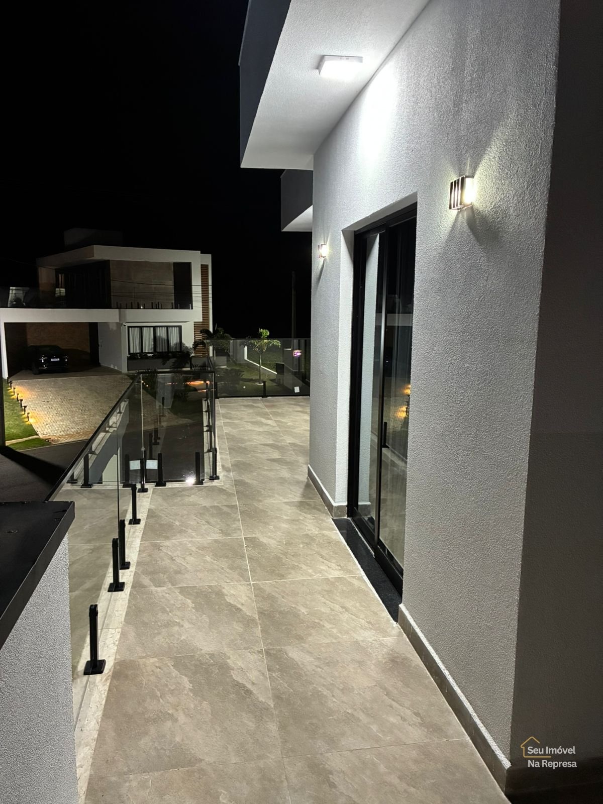 Foto 3 de Sobrado alto padrão com 5 suites à venda no Riviera de Santa Cristina XIII