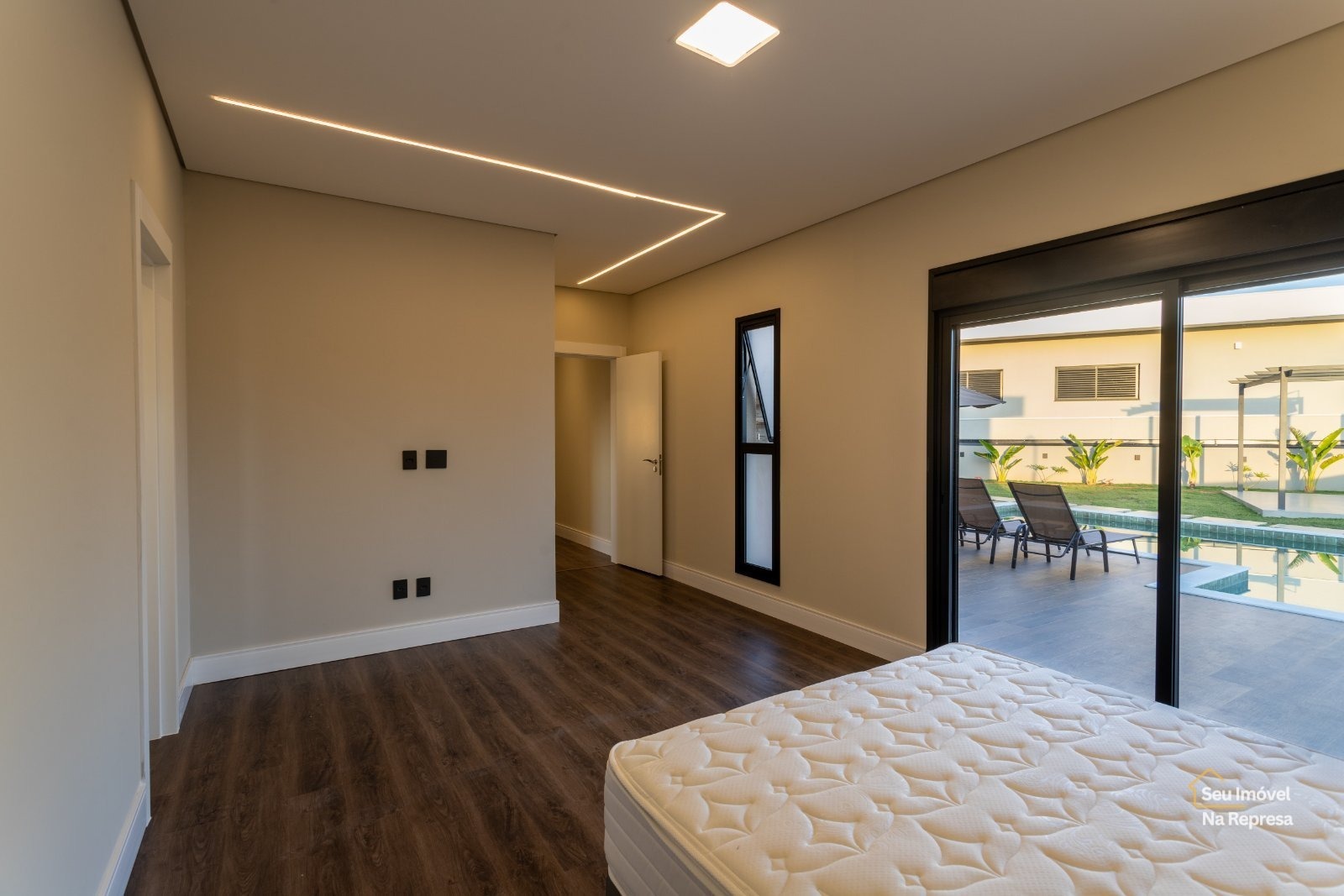 Foto 18 de Casa à venda com 4 quartos, duas suites, no asfalto, perto do clube Marina e Parque da Orla