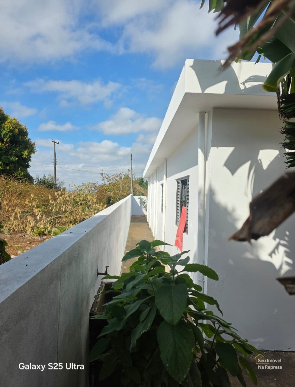 Foto 2 de Casa térrea com telhado 4 águas à venda no bairro Jurumirim em Paranapanema