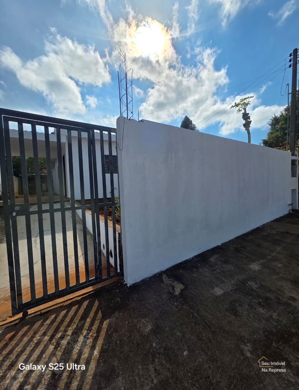 Foto 12 de Casa térrea com telhado 4 águas à venda no bairro Jurumirim em Paranapanema