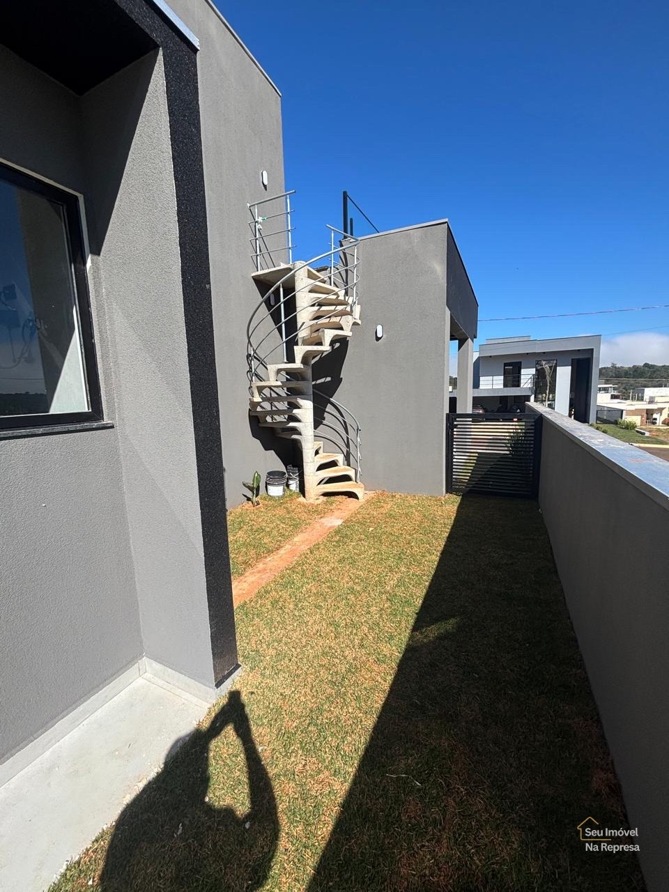 Foto 5 de Casa moderna próxima ao parque da Orla na Quadra LT à venda no Riviera de Santa Cristina XIII