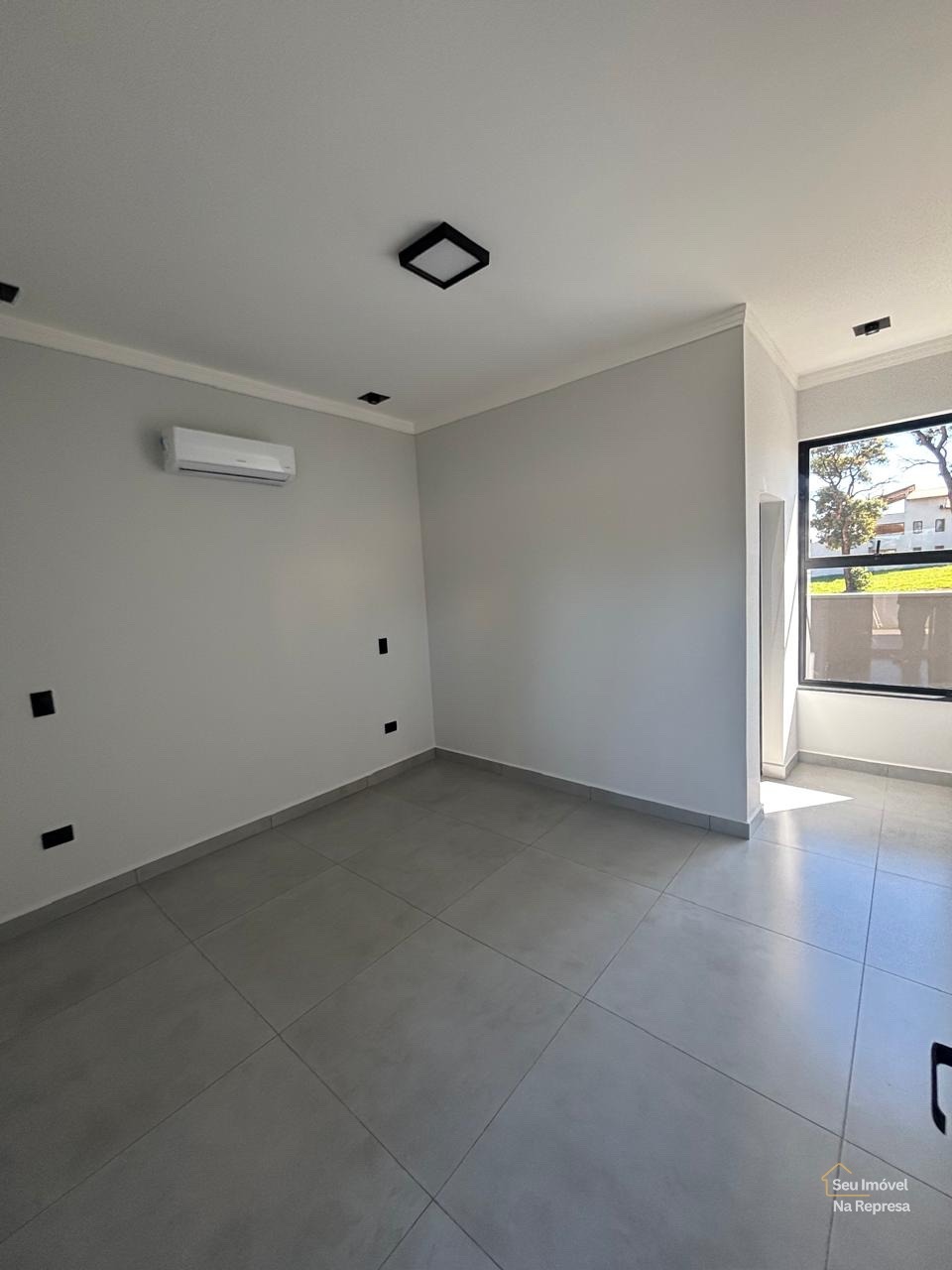 Foto 11 de Casa moderna próxima ao parque da Orla na Quadra LT à venda no Riviera de Santa Cristina XIII