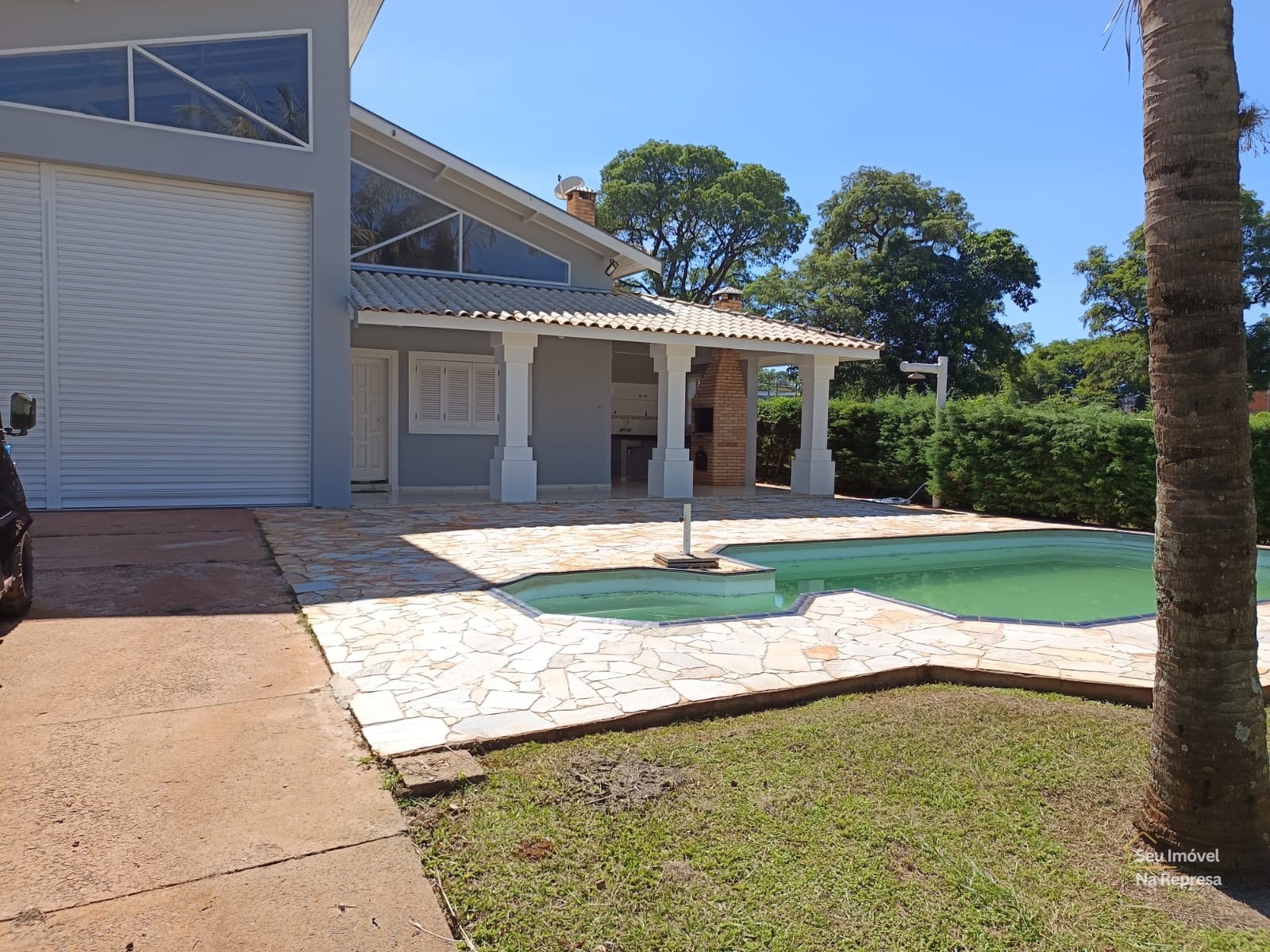Foto 2 de Casa na à venda no Riviera de Santa Cristina I EM Arandu SP