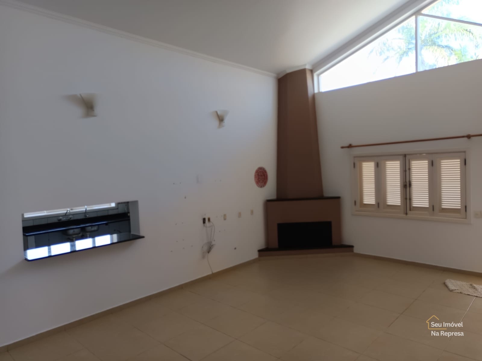 Foto 4 de Casa na à venda no Riviera de Santa Cristina I EM Arandu SP