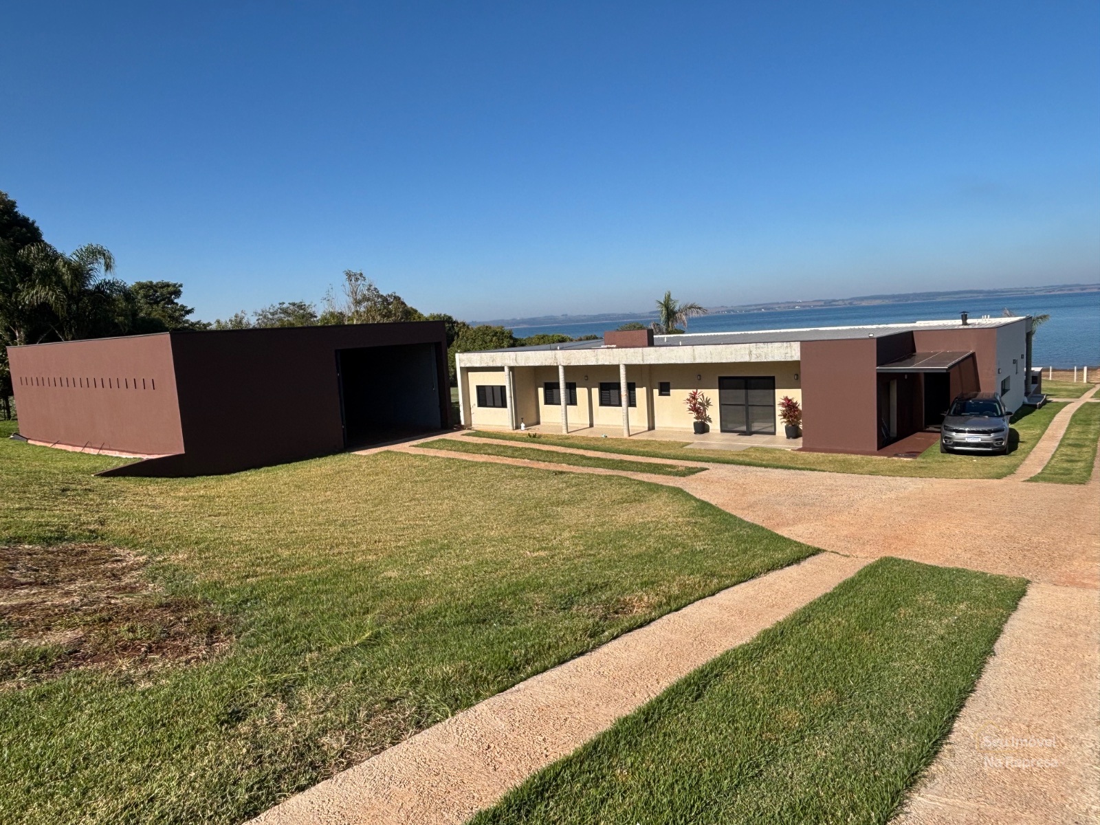 Foto 5 de Maravilhosa Casa pé na água à venda na Represa Jurumirim em Arandu
