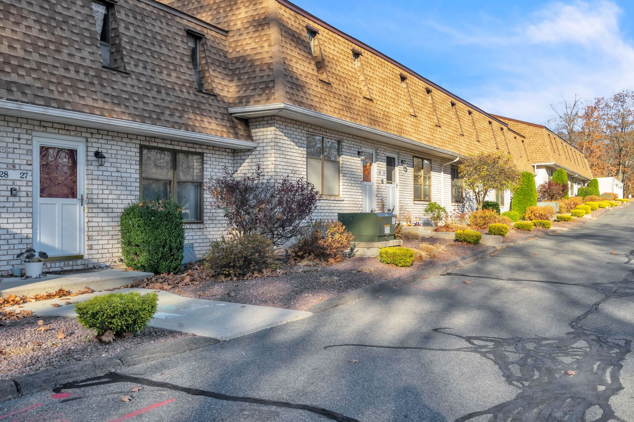 27 Granby Heights-34