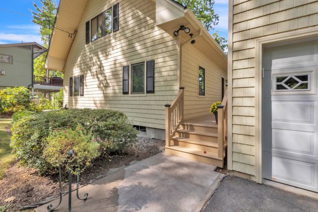 28 Shoreline Dr-4