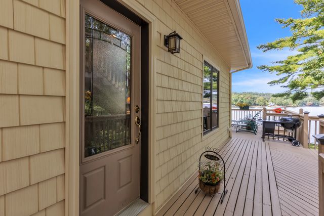 28 Shoreline Dr-6