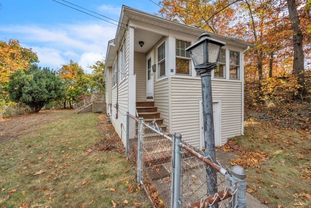 12 Mead St-41