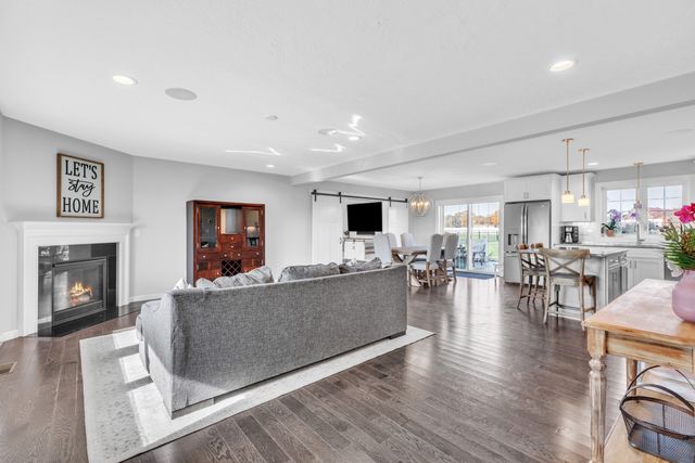 5 Jessie Ln-8