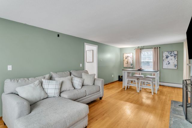 65 Pheasant Run Cir-22