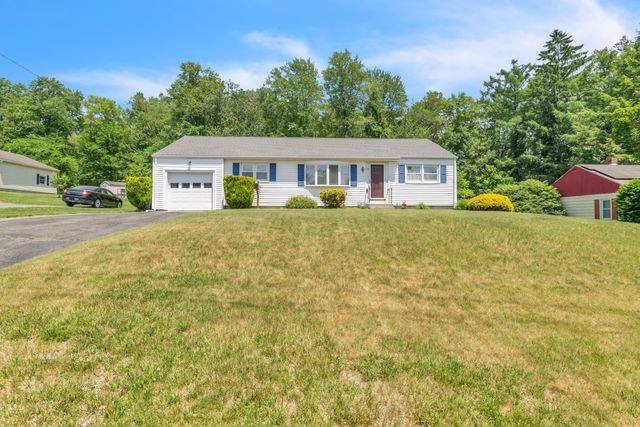 63 Cabot St-37