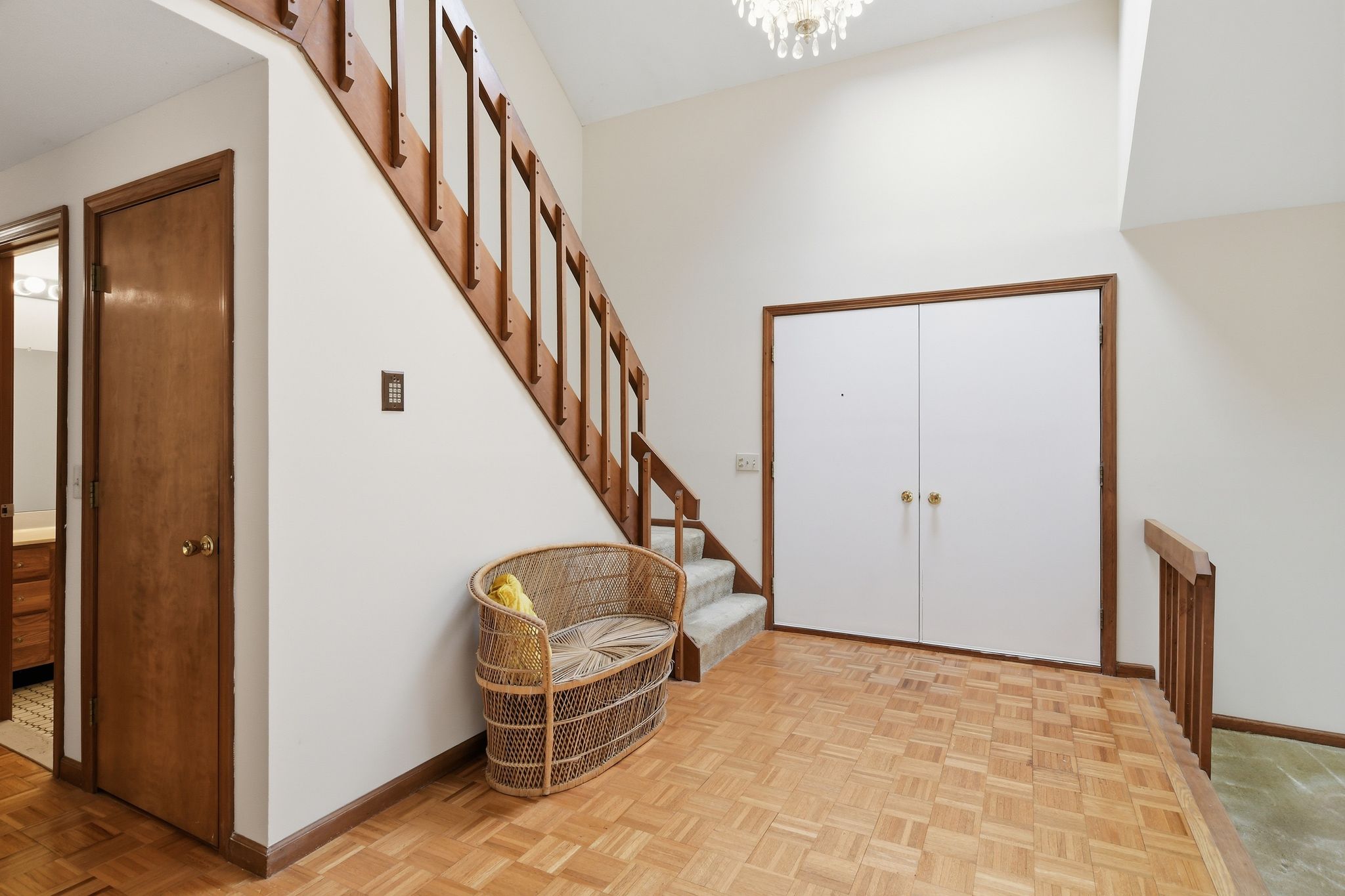 651_Frank_Smith_Rd_Longmeadow_MA_01106_USA_-_Suzanne_White_004