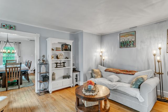 136 Water St-15
