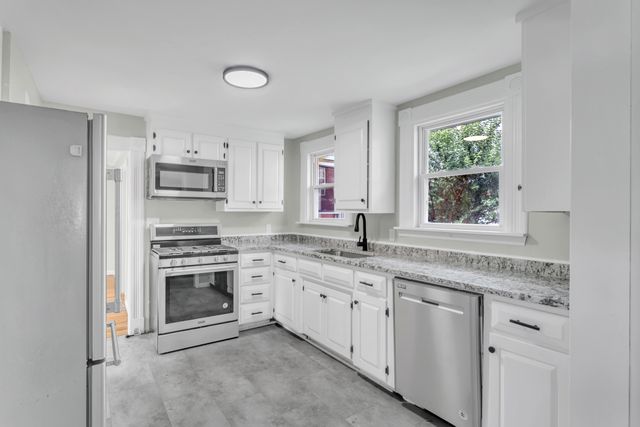 88 Spring St