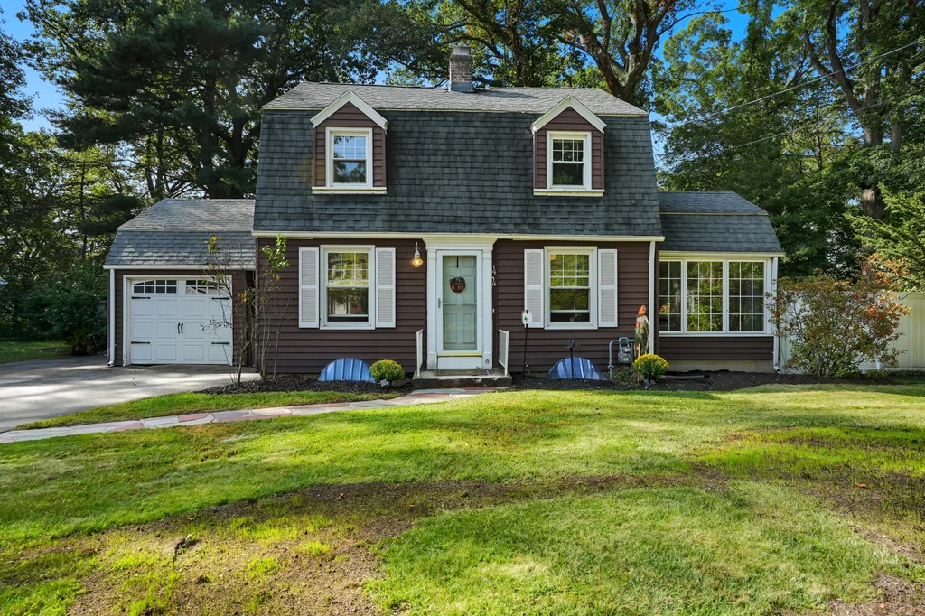 44%20Riverview%20Ave%2C%20Longmeadow%2C%20MA%20%20004