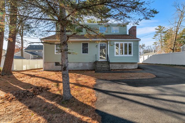 13 Algonquin Dr-2