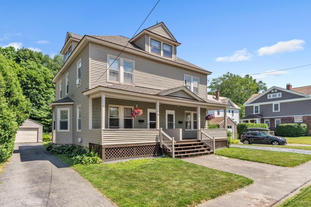 80 Hawthorne Ave-5