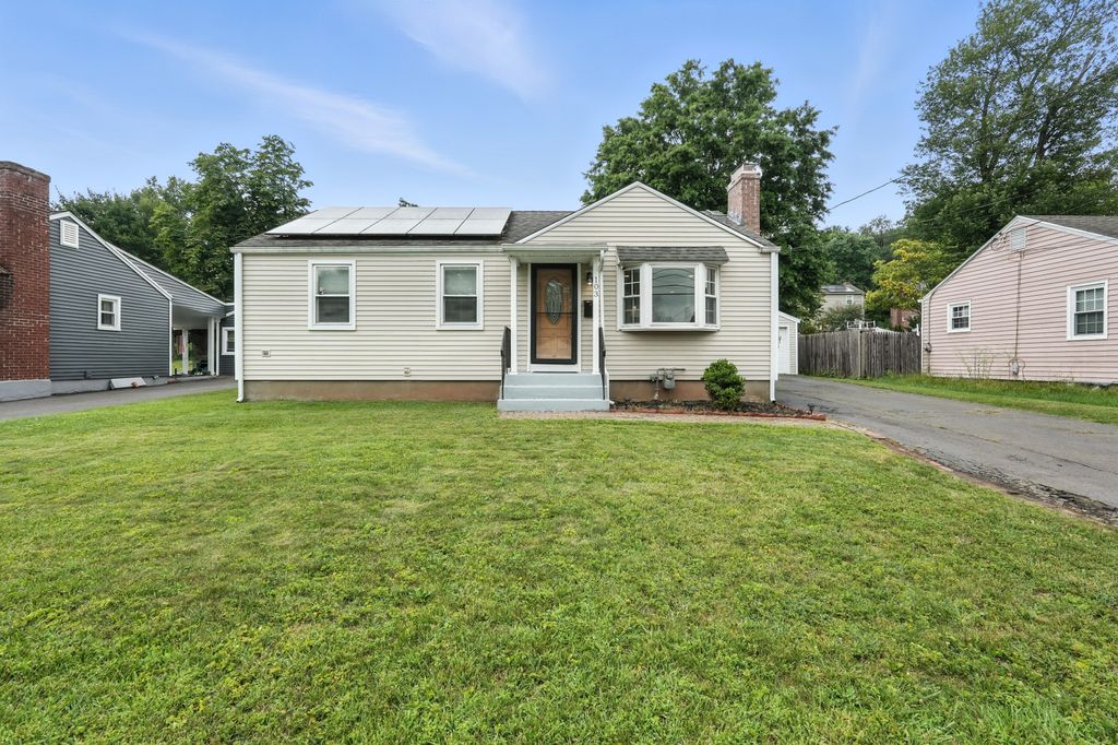103%20Randal%20Ave%2C%20West%20Hartford%2C%20CT_20250801_2979