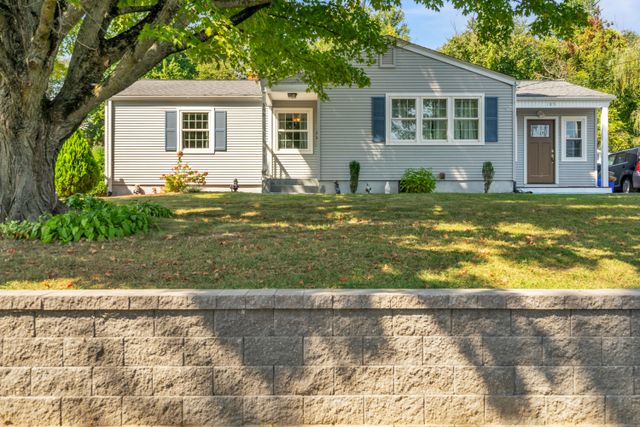 185 Kendall St-35