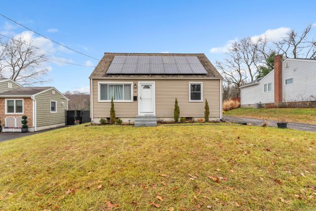 70 Merigold Dr