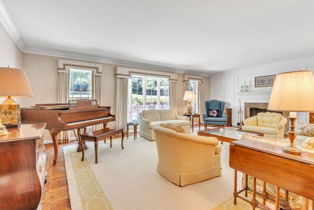 63 Ardsley Rd-23