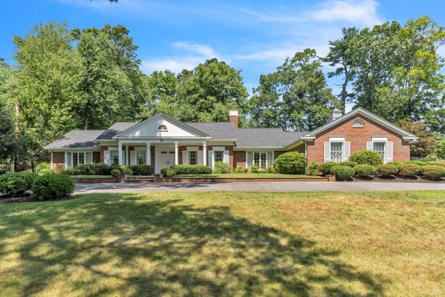 63 Ardsley Rd-65
