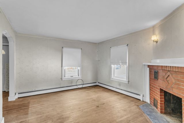 1010 Oak St-11