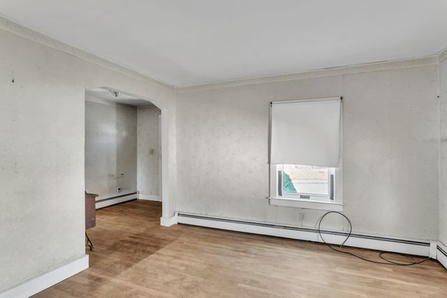 1010 Oak St-12