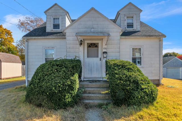 1010 Oak St-2
