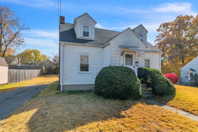 1010 Oak St-3