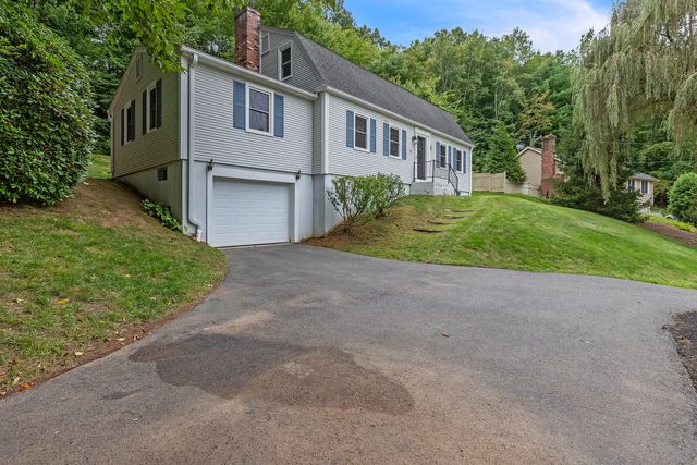 23 Powder Hill Rd_-5